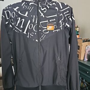 Nike Black and White Windbreaker for Men